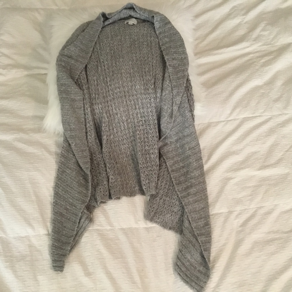 Hinge Gray Boho Long Sweater XS/S